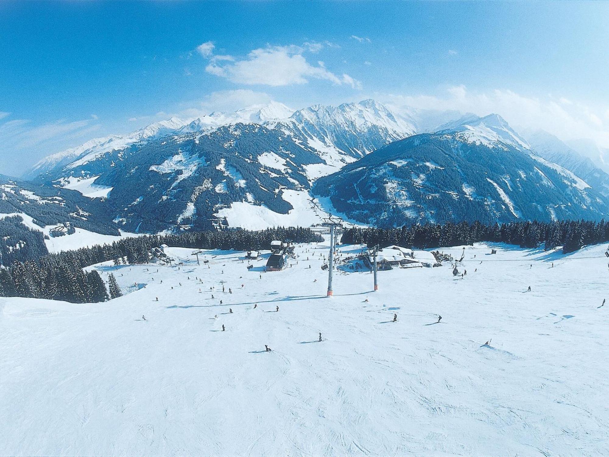 Holiday Flat In Uderns Near The Ski Area Екстериор снимка